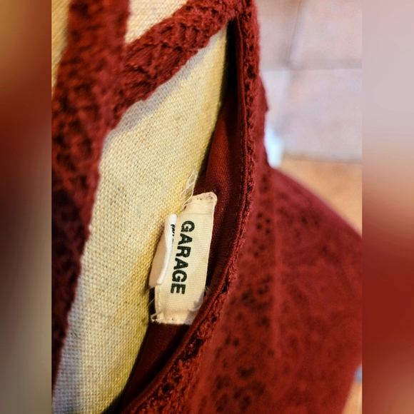 Garage || Wine Red Lace Dress w/ Criss-Cross back - Picture 3 of 3